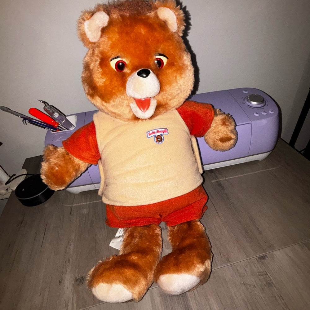 Teddy Ruxpin - Picture 2 of 2